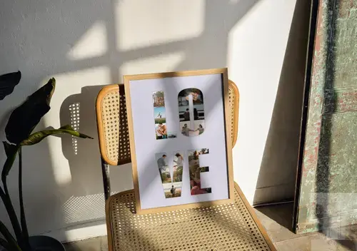 Collage "LOVE" personalizzata con foto su sfondo arancio