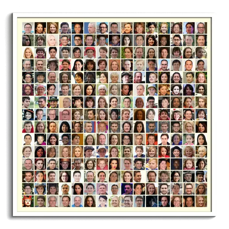 Fotocollage con piu di duecento 200 foto immagini